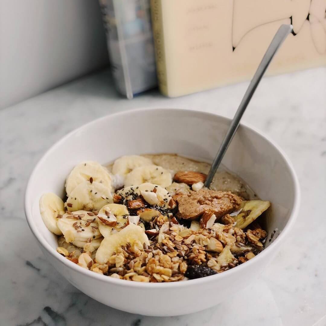 Crunchy bowl pour le petit-déjeuner
